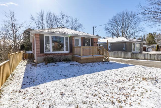 227 Lee St, House detached with 3 bedrooms, 2 bathrooms and 4 parking in Peterborough ON | Image 23