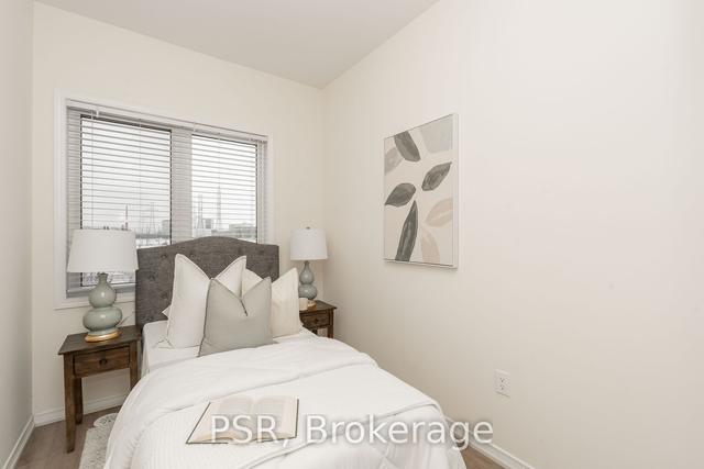222 - 17 Coneflower Cres, Townhouse with 2 bedrooms, 2 bathrooms and 1 parking in Toronto ON | Image 18