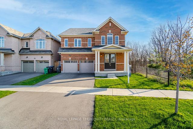 108 Canary Clse, House detached with 4 bedrooms, 3 bathrooms and 6 parking in Brampton ON | Image 12