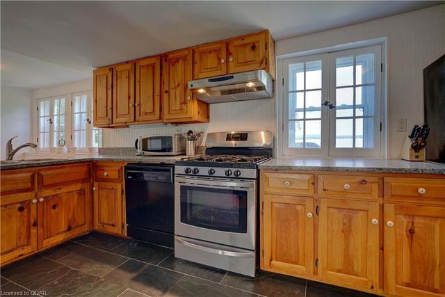 3672 County Road 3, House detached with 3 bedrooms, 2 bathrooms and 5 parking in Prince Edward County ON | Image 4