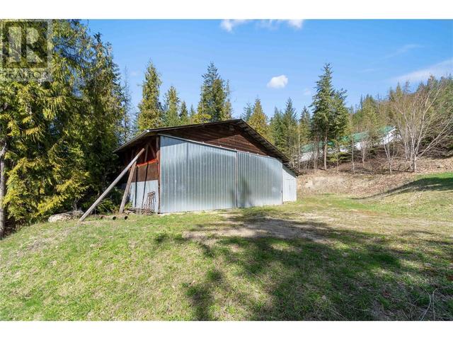 8097 Seed Road, House detached with 5 bedrooms, 4 bathrooms and 4 parking in North Okanagan F BC | Image 88