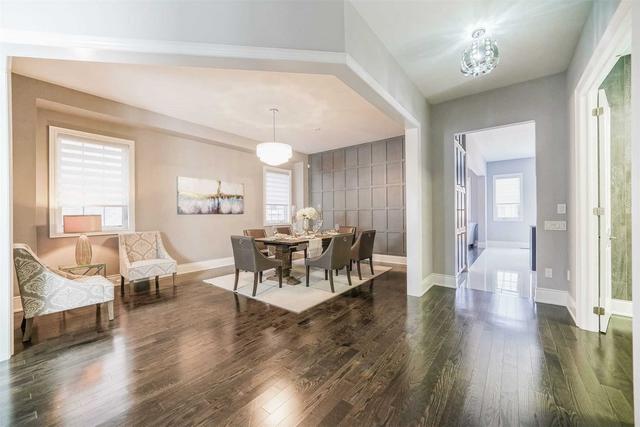 40 Dunrobin Cres, House detached with 4 bedrooms, 4 bathrooms and 4 parking in Vaughan ON | Image 12