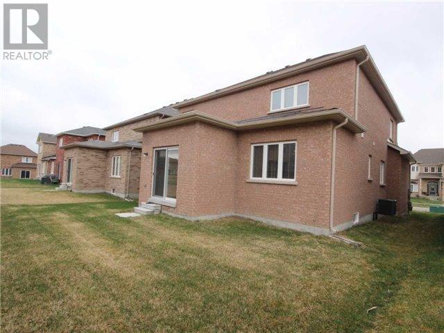 832 Black Cherry Dr, House detached with 4 bedrooms, 3 bathrooms and 4 parking in Oshawa ON | Image 15