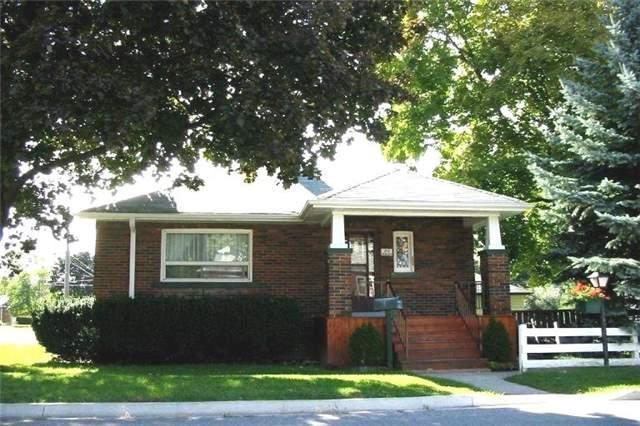 20 Wales Ave, House detached with 2 bedrooms, 1 bathrooms and 2 parking in Markham ON | Image 1
