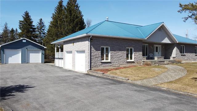 3805 Big Rideau Lake Road, House detached with 3 bedrooms, 2 bathrooms and 14 parking in Rideau Lakes ON | Image 1