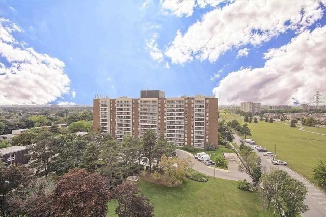 1003 - 25 Four Winds Dr, Condo with 3 bedrooms, 2 bathrooms and 1 parking in Toronto ON | Image 16