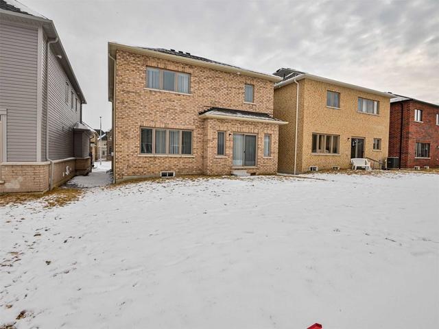 54 Arthur Mclaughlin St, House detached with 4 bedrooms, 3 bathrooms and 6 parking in Clarington ON | Image 35