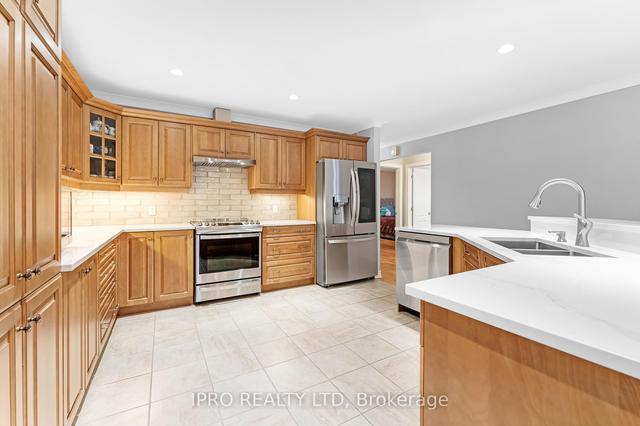 544 Dean Dr, House detached with 3 bedrooms, 3 bathrooms and 6 parking in Cornwall ON | Image 32