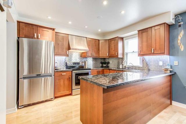 128 Confederation Way, Townhouse with 3 bedrooms, 3 bathrooms and 1 parking in Markham ON | Image 8