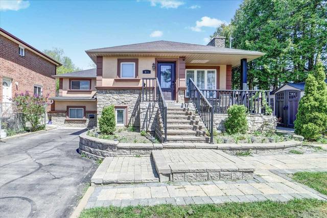 575 Meadowvale Rd, House detached with 2 bedrooms, 3 bathrooms and 7 parking in Toronto ON | Image 1