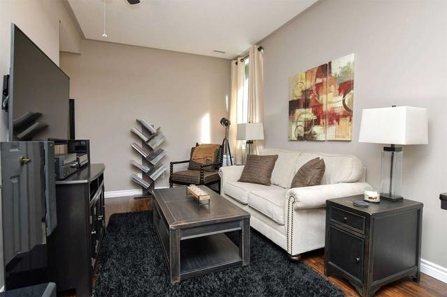 206 - 111 Main St N, Condo with 2 bedrooms, 1 bathrooms and 2 parking in Grand Valley ON | Image 6