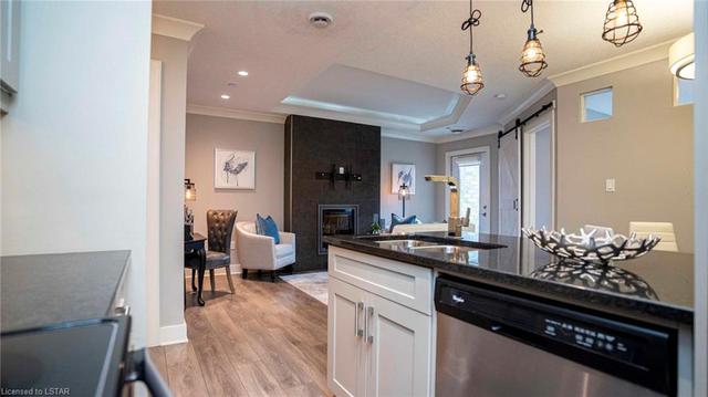 212 - 320 Sugarcreek Trail, House attached with 1 bedrooms, 1 bathrooms and 2 parking in London ON | Image 13