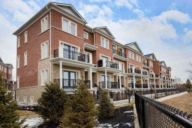 C24 - 26 Bruce St, Townhouse with 2 bedrooms, 2 bathrooms and 1 parking in Vaughan ON | Image 1