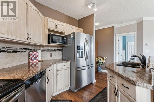 113, - 78 Prestwick Gardens Se, Condo with 2 bedrooms, 2 bathrooms and 2 parking in Calgary AB | Image 6