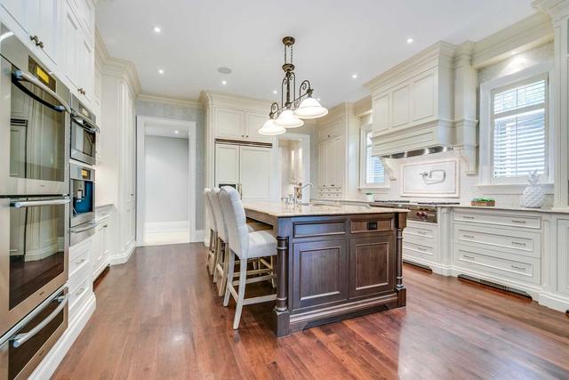 138 Dianne Ave, House detached with 4 bedrooms, 7 bathrooms and 7 parking in Oakville ON | Image 14