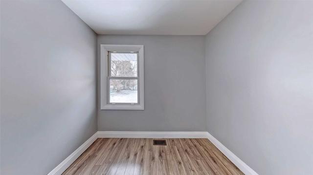 261 Wilson Rd S, House detached with 3 bedrooms, 2 bathrooms and 3 parking in Oshawa ON | Image 8