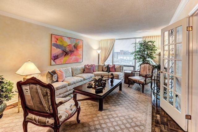 1001 - 30 Wellington St E, Condo with 2 bedrooms, 2 bathrooms and 1 parking in Toronto ON | Image 8
