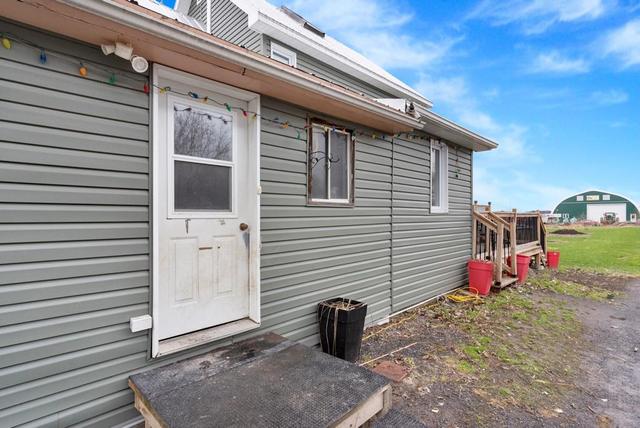 2020 Concession 1 Road, House detached with 3 bedrooms, 2 bathrooms and 8 parking in East Hawkesbury ON | Image 3