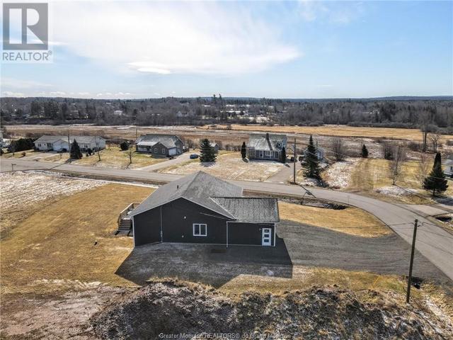 11 Riverside Dr, House detached with 5 bedrooms, 3 bathrooms and null parking in Petitcodiac NB | Image 42