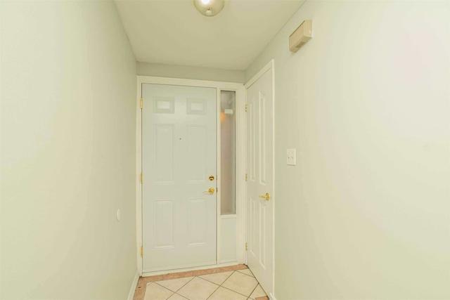 77 - 1133 Ritson Rd N, Townhouse with 3 bedrooms, 2 bathrooms and 2 parking in Oshawa ON | Image 1