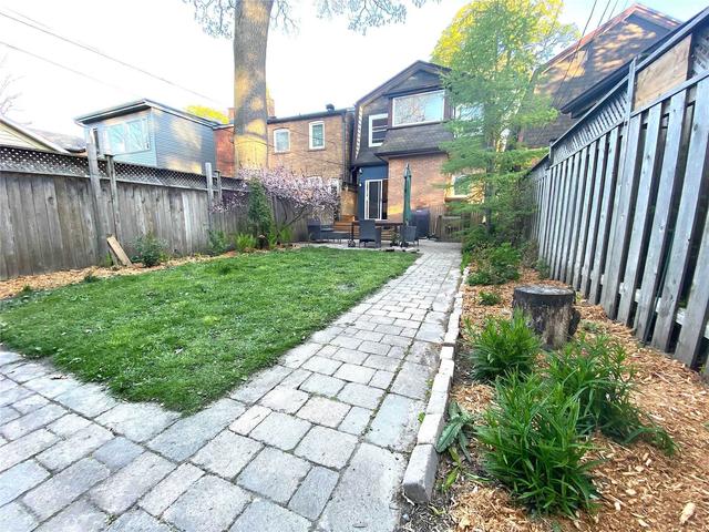 112 Colbeck St, House detached with 3 bedrooms, 3 bathrooms and 1 parking in Toronto ON | Image 27