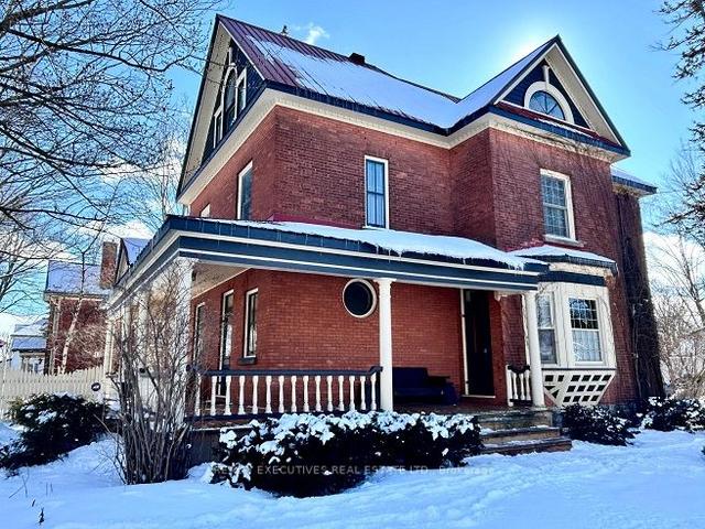 94 King St, House detached with 4 bedrooms, 3 bathrooms and 5 parking in North Dundas ON | Image 23