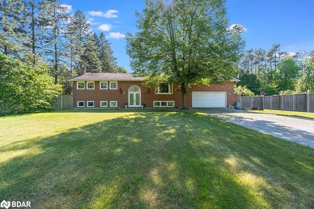 5068 10 Side Road, House detached with 4 bedrooms, 2 bathrooms and 12 parking in Innisfil ON | Image 25