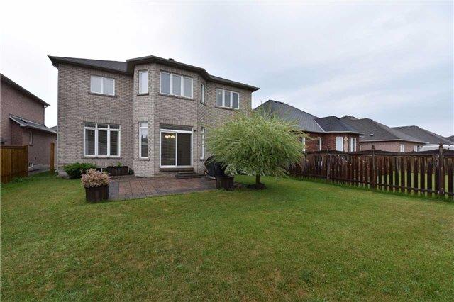104 Root Cres, House detached with 4 bedrooms, 4 bathrooms and 4 parking in Ajax ON | Image 15