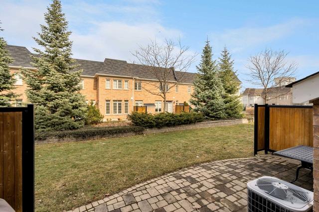 4127 Shipp Dr, Townhouse with 4 bedrooms, 4 bathrooms and 4 parking in Mississauga ON | Image 32