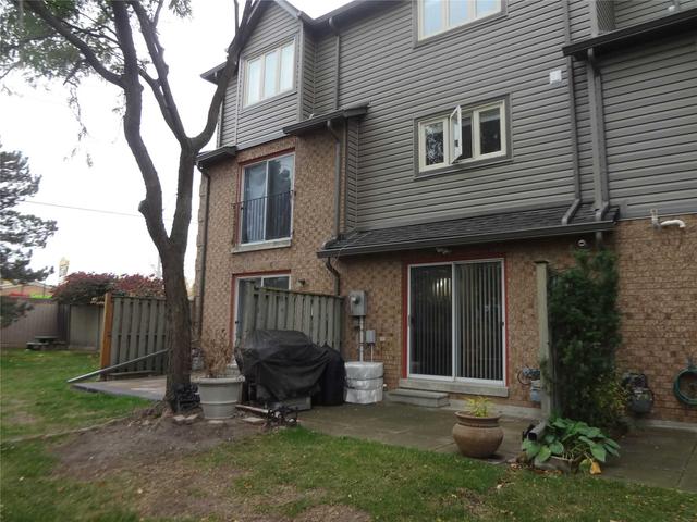 54 - 460 Bristol Rd W, Townhouse with 3 bedrooms, 2 bathrooms and 2 parking in Mississauga ON | Image 17