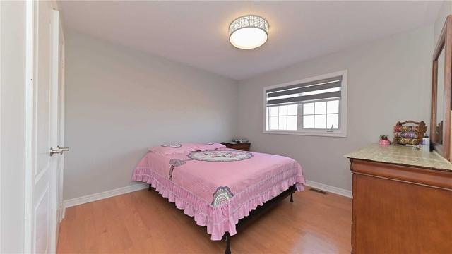 57 Thorndale Rd, House detached with 4 bedrooms, 4 bathrooms and 6 parking in Brampton ON | Image 8
