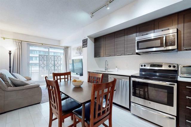 403 - 2220 Lake Shore Blvd W, Condo with 1 bedrooms, 1 bathrooms and 1 parking in Toronto ON | Card Image