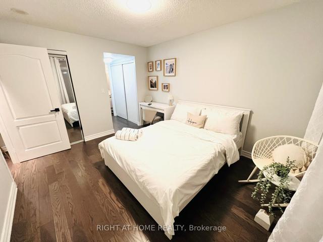901 - 5418 Yonge St, Condo with 2 bedrooms, 2 bathrooms and 1 parking in Toronto ON | Image 3