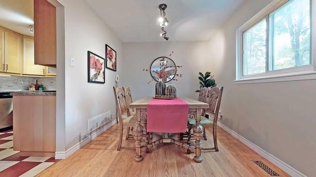 50 Porterfield Cres, Townhouse with 3 bedrooms, 2 bathrooms and 2 parking in Markham ON | Image 28