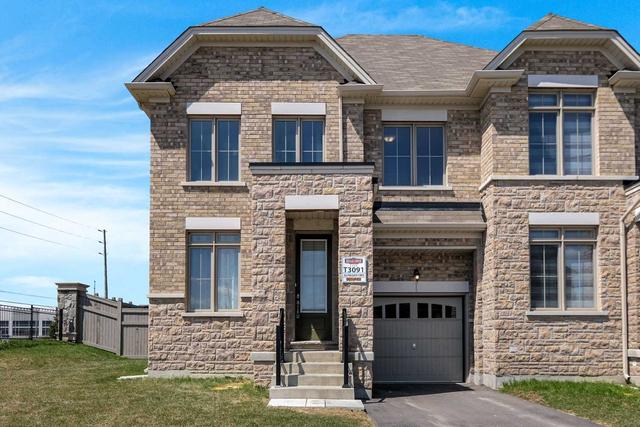 56 Folgate Cres Rd, House attached with 4 bedrooms, 3 bathrooms and 3 parking in Brampton ON | Image 1