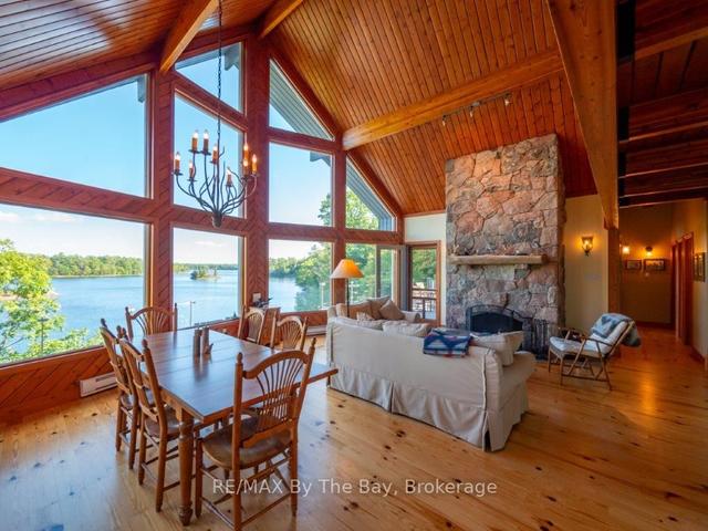 23212 Georgian Bay Shore, House detached with 3 bedrooms, 2 bathrooms and 0 parking in Georgian Bay ON | Image 8