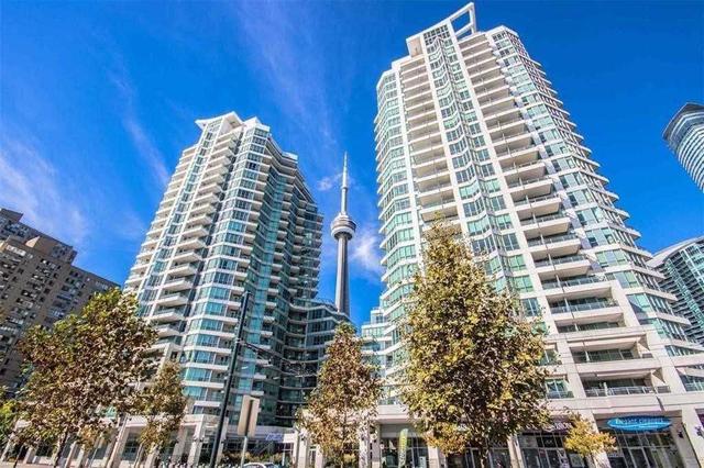923 - 230 Queens Quay W, Condo with 1 bedrooms, 1 bathrooms and 1 parking in Toronto ON | Image 12