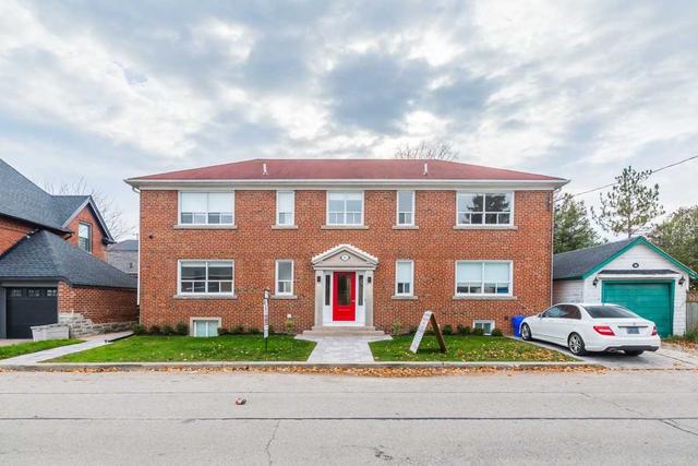 28a Third St, House detached with 8 bedrooms, 6 bathrooms and 4 parking in Toronto ON | Image 1