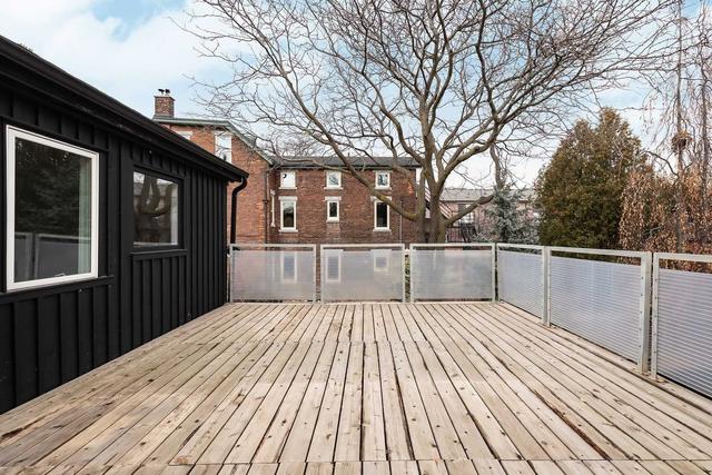 108r Clinton St, House detached with 4 bedrooms, 4 bathrooms and 5 parking in Toronto ON | Image 29