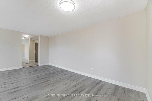 410 - 25 Kensington Rd, Condo with 2 bedrooms, 1 bathrooms and 1 parking in Brampton ON | Image 31
