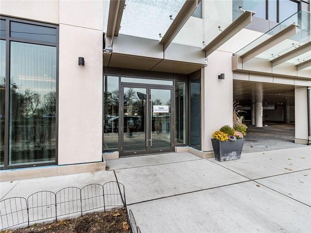 3903 - 1928 Lake Shore Boulevard, House attached with 2 bedrooms, 2 bathrooms and 1 parking in Toronto ON | Image 2
