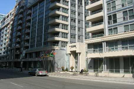 338 - 250 Wellington St W, Condo with 1 bedrooms, 1 bathrooms and 1 parking in Toronto ON | Image 1