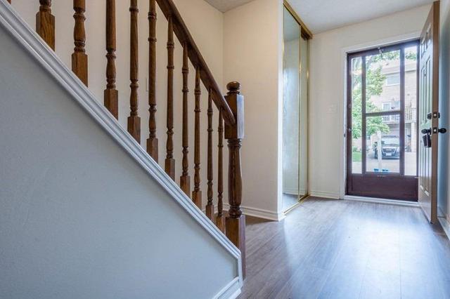 45 - 1155 Paramount Dr, Townhouse with 3 bedrooms, 2 bathrooms and 1 parking in Hamilton ON | Image 5