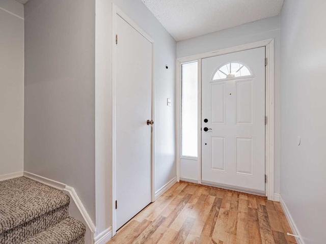 97 Baronwood Crt, Townhouse with 3 bedrooms, 2 bathrooms and 3 parking in Brampton ON | Image 29
