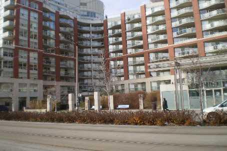 820 - 550 Queens Quay W, Condo with 1 bedrooms, 1 bathrooms and 1 parking in Toronto ON | Image 1