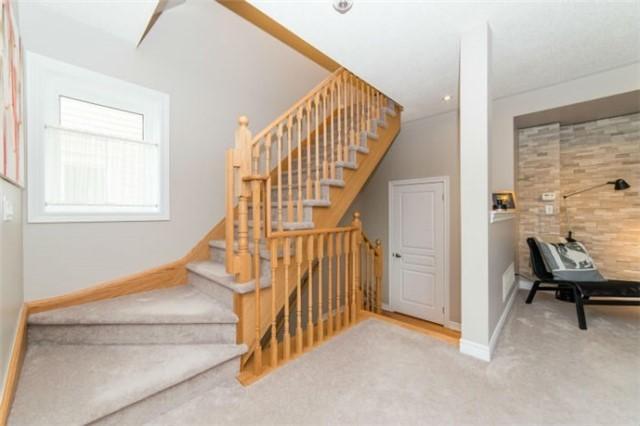 81 Tabaret Cres, House attached with 2 bedrooms, 2 bathrooms and 2 parking in Oshawa ON | Image 12