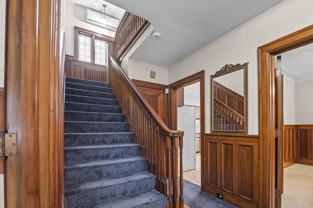 388 Glencairn Ave, House detached with 5 bedrooms, 4 bathrooms and 4 parking in Toronto ON | Image 11