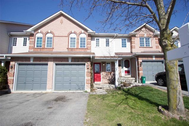 35 Lick Pond Way, Townhouse with 3 bedrooms, 2 bathrooms and 2 parking in Whitby ON | Image 9