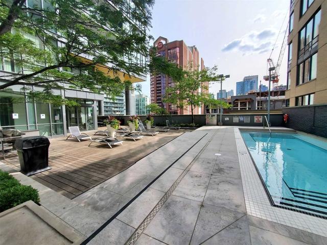 309 - 8 Charlotte St, Condo with 2 bedrooms, 2 bathrooms and 1 parking in Toronto ON | Image 15