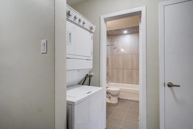 upper - 357a Albion Rd, Condo with 2 bedrooms, 1 bathrooms and 1 parking in Toronto ON | Image 7